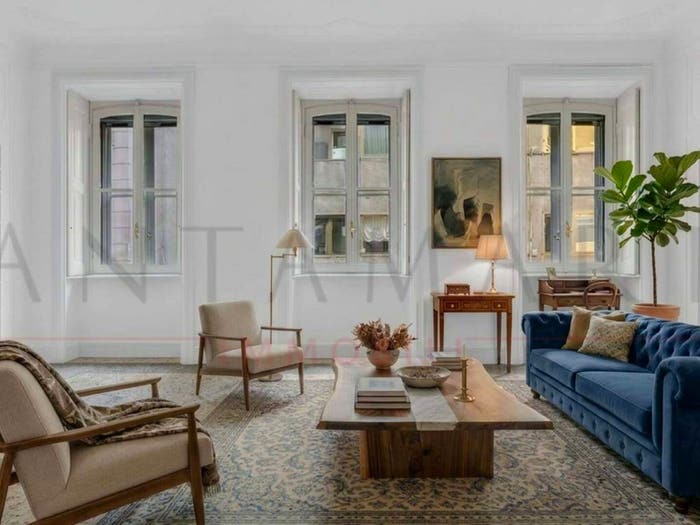Appartamento con 5 locali in vendita in Via Fatebenefratelli, Turati, Milano