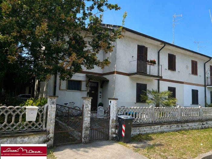 Casa con 5 locali in vendita in Via Sole, Centro, Portomaggiore