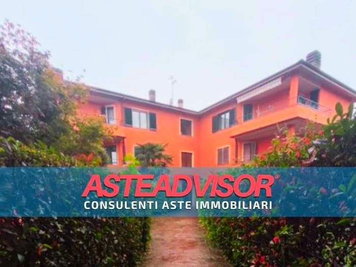 Appartamento trilocale in vendita in Frazione Bettola Via M L King, Pozzo d'Adda