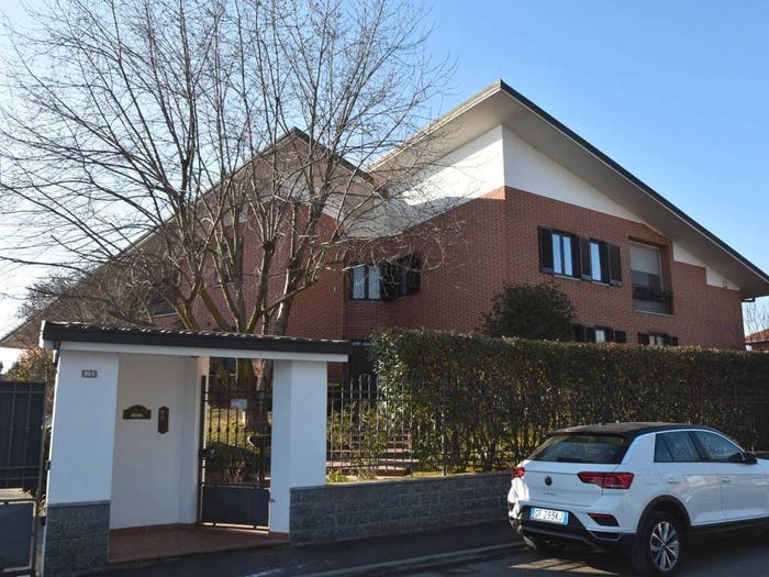 Appartamento quadrilocale in vendita in Via Giuseppe Verdi, Caresanablot