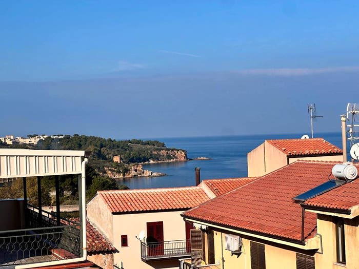 Appartamento trilocale in vendita in Corso Sicilia, Finale, Pollina