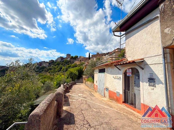 Casa trilocale in vendita in Via Borgo San Giacomo, Centro, Campoli Appennino