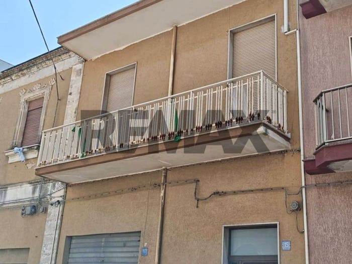 Casa quadrilocale in vendita in Via Magenta, Centro, Pachino