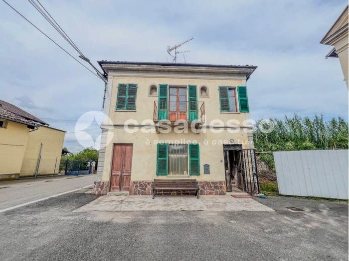 Casa trilocale in vendita in Strada Monte, Monte, Crescentino