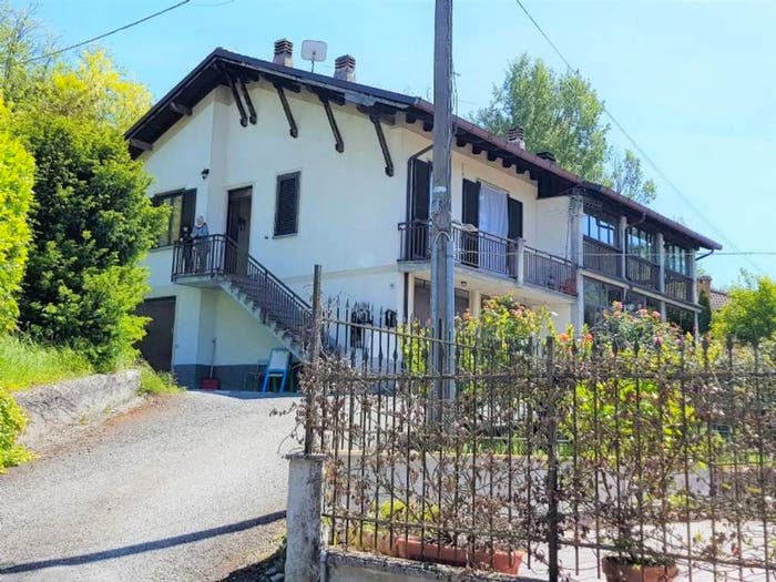 Casa trilocale in vendita in Urb Centro Garbagna, Centro, Garbagna