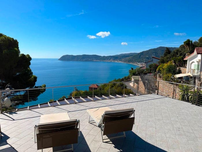 Casa con 5 locali in vendita in Strada Panoramica Santa Croce, Via Solva Santa Croce, Alassio