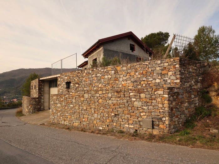 Casa quadrilocale in vendita in LOCALITA' METTA, Andora