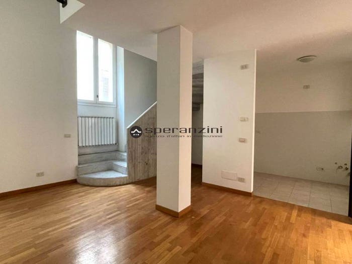 Appartamento quadrilocale in vendita in Via Roma, Centro, Fossombrone