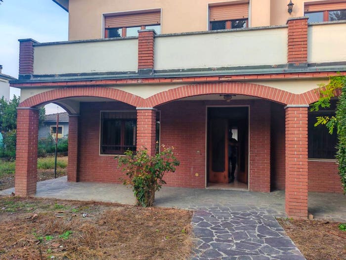 Casa con 6 locali in vendita in Viale Vittorio Veneto, Centro, Vescovato
