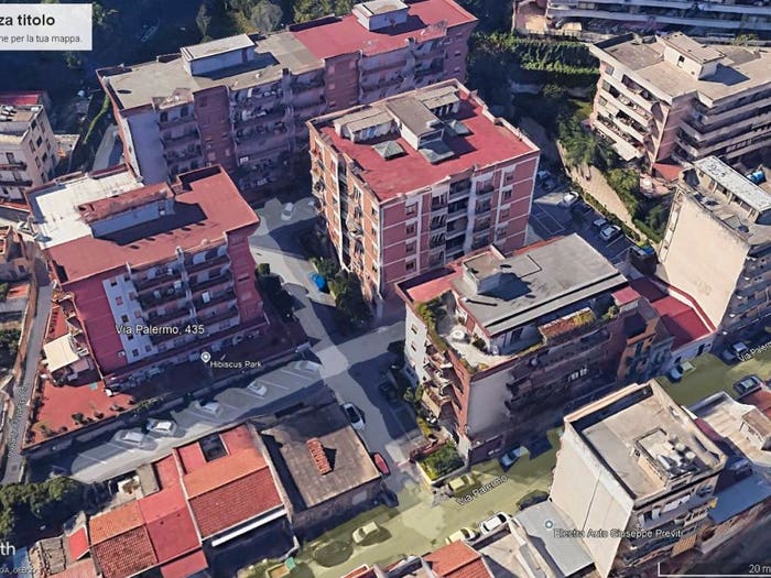 Appartamento quadrilocale in vendita in Via Palermo, Giostra, Messina