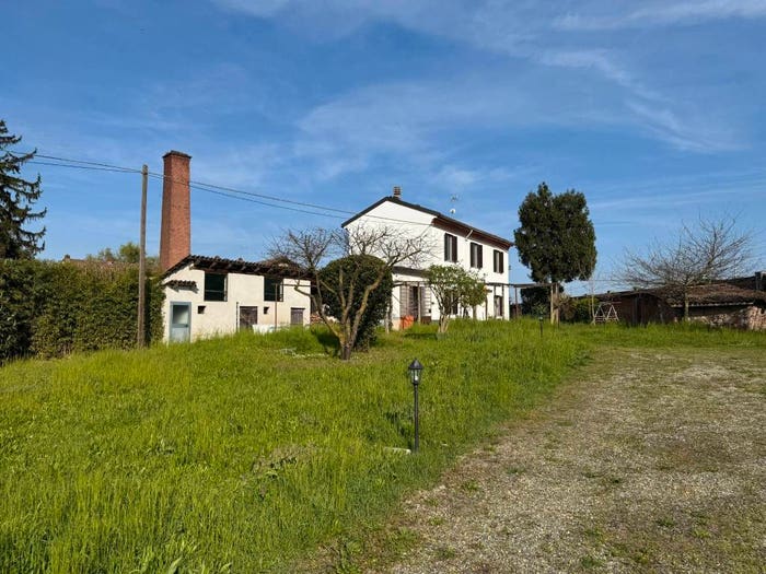 Casa con 6 locali in vendita in Via Vecchia Bagliani, Casalbagliano, Alessandria