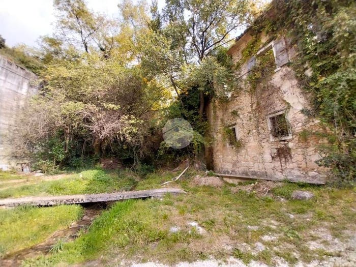 Casa bilocale in vendita in Località La Val di Vilmezzano, Vilmezzano, Caprino Veronese