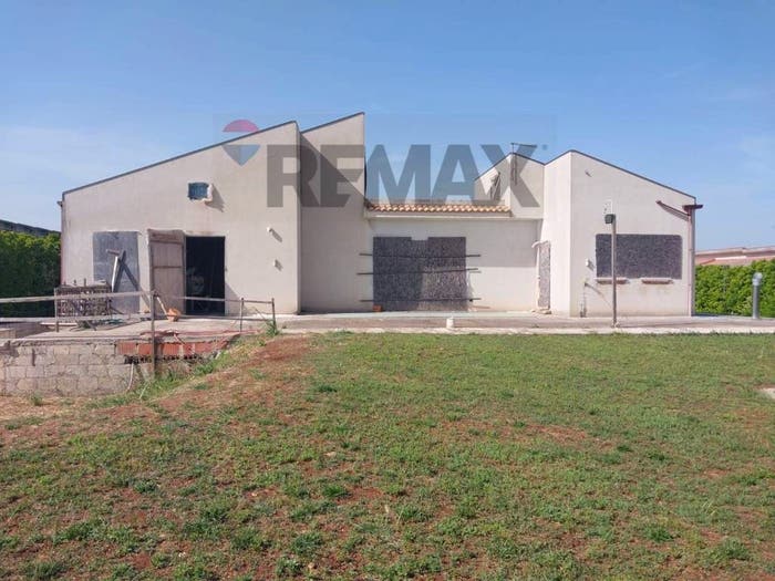 Casa con 6 locali in vendita in Contrada Musebbi, Modica Sorda, Modica