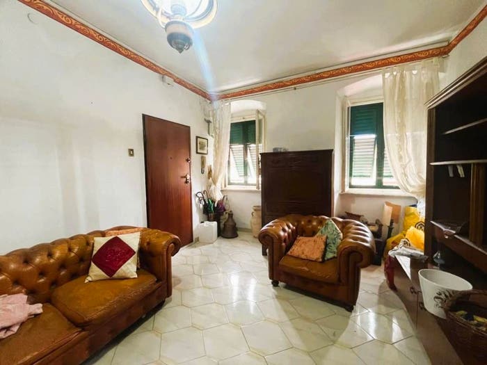 Appartamento con 6 locali in vendita in Attias Marconi, Livorno