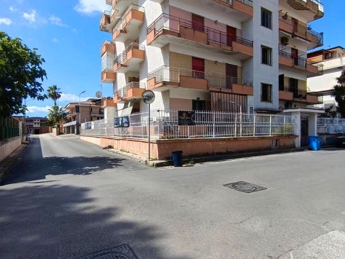 Appartamento trilocale in vendita in Via Diocleziano, Gricignano di Aversa