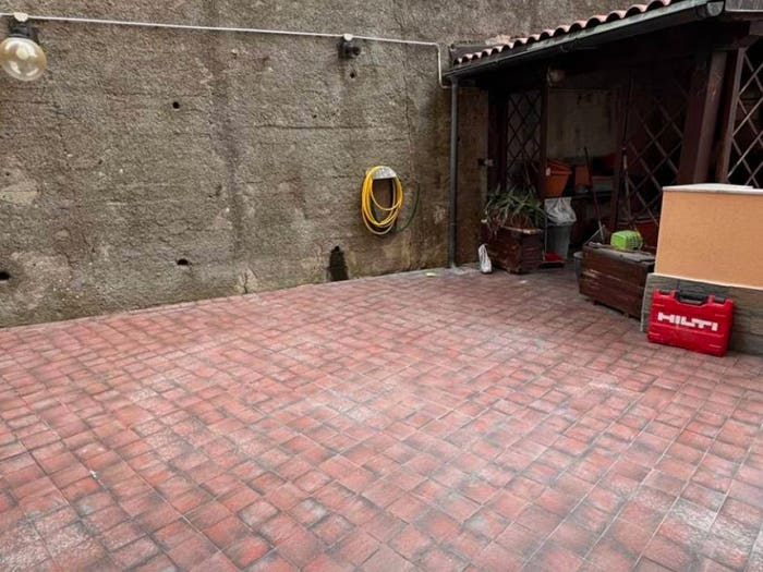 Appartamento quadrilocale in vendita in Via dei Carpentieri, Rivarolo, Genova