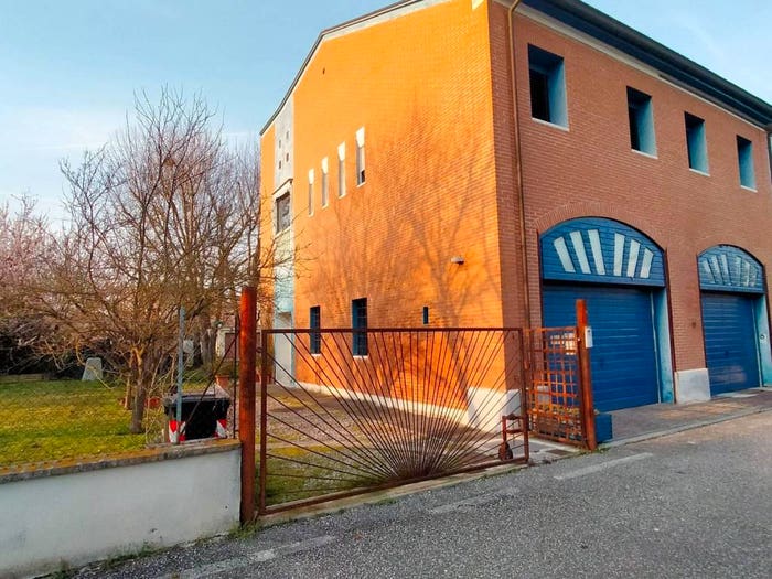 Casa con 5 locali in vendita in Via Breda, Centro, Boretto