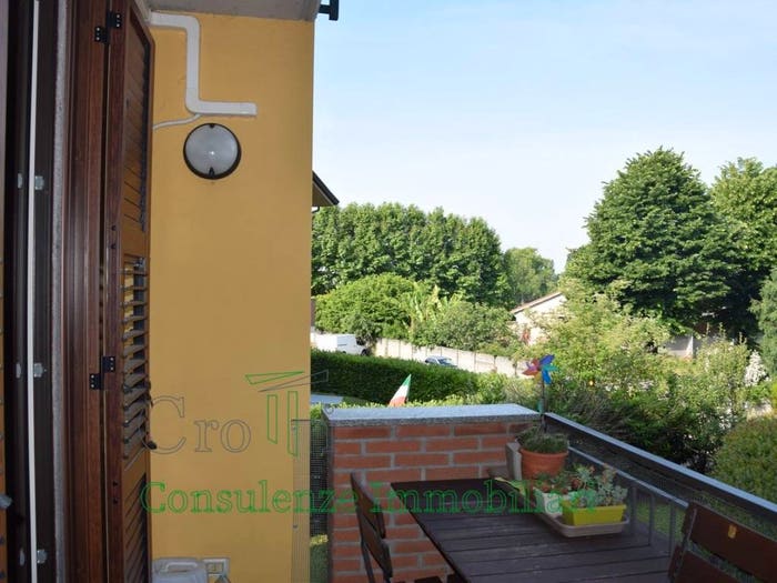 Appartamento trilocale in vendita in Via Alessandro Santagostino, Casorate Primo