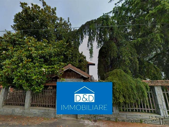 Casa con 6 locali in vendita in Via Daniela, CampiglioneFenile