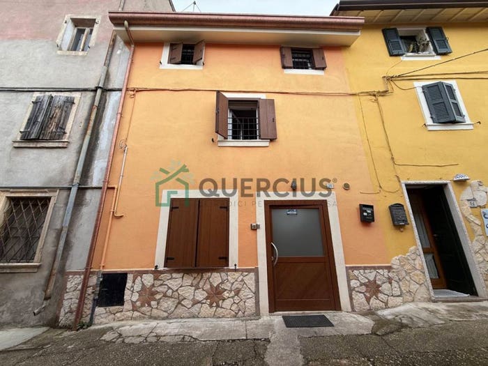 Casa trilocale in vendita in Via Dante Alighieri, Centro, Monteforte d'Alpone