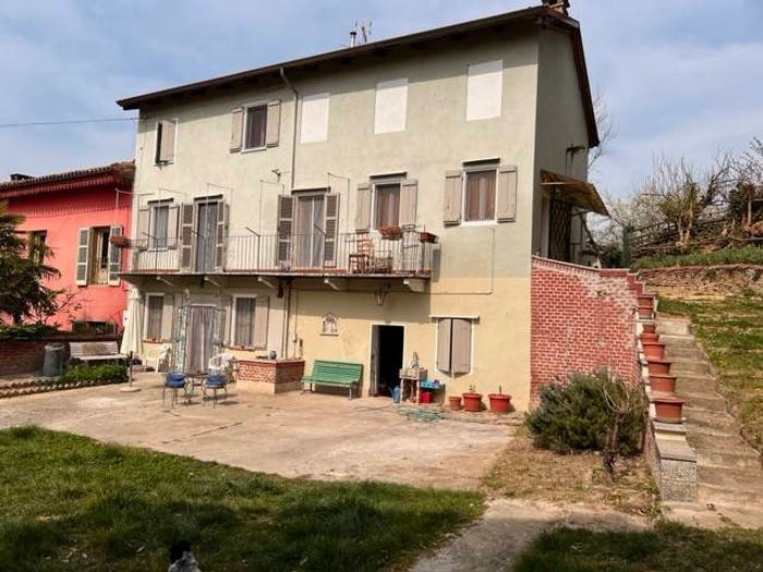 Casa quadrilocale in vendita in Via Bricco, San Desiderio, Calliano