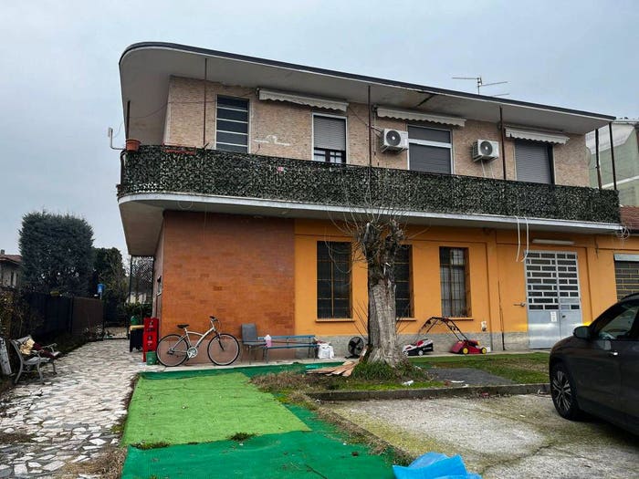 Casa quadrilocale in vendita in Via Trieste, Orio Litta