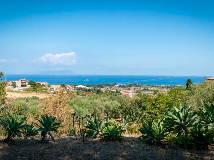 Casa con 6 locali in vendita in Patti