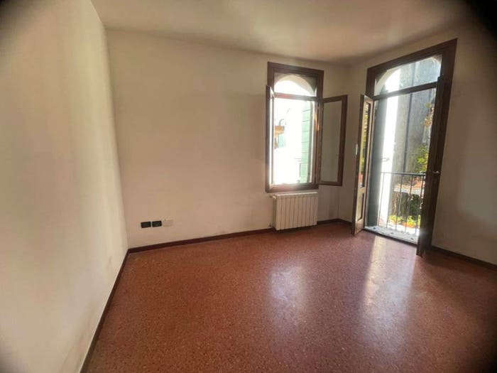 Appartamento quadrilocale in vendita in Santa Croce, Venezia