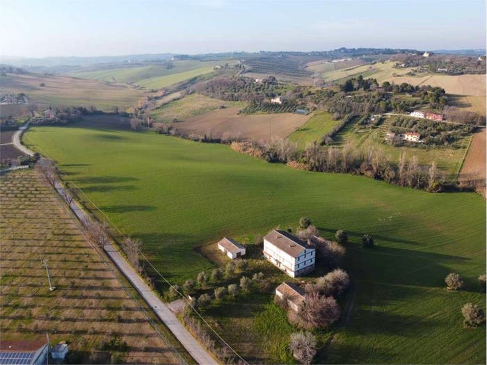 Casa con 6 locali in vendita in VIA MONTE CAPPONE, Tabano Montecappone, Jesi