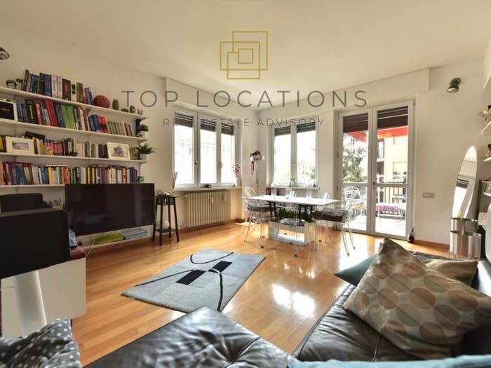 Appartamento trilocale in vendita in Alzaia Naviglio Pavese, Navigli Darsena, Milano