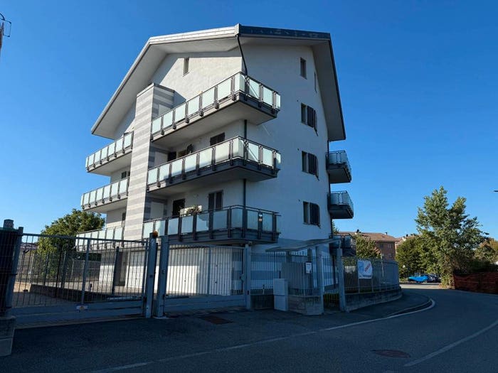 Appartamento trilocale in vendita in Via Cristoforo Colombo, Centro, Caselle Torinese