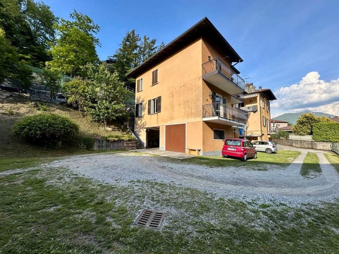 Appartamento trilocale in vendita in Centro, Menaggio