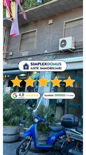 Appartamento con 5 locali in vendita in Via Enrico Cosenz, Garibaldi Ferrovia, Napoli