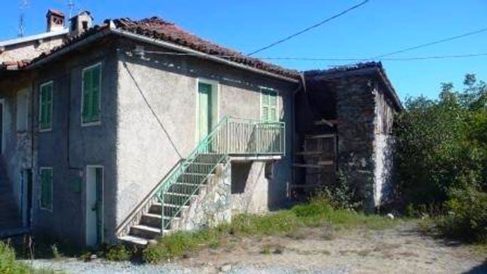 Casa con 5 locali in vendita in Centro, Mioglia