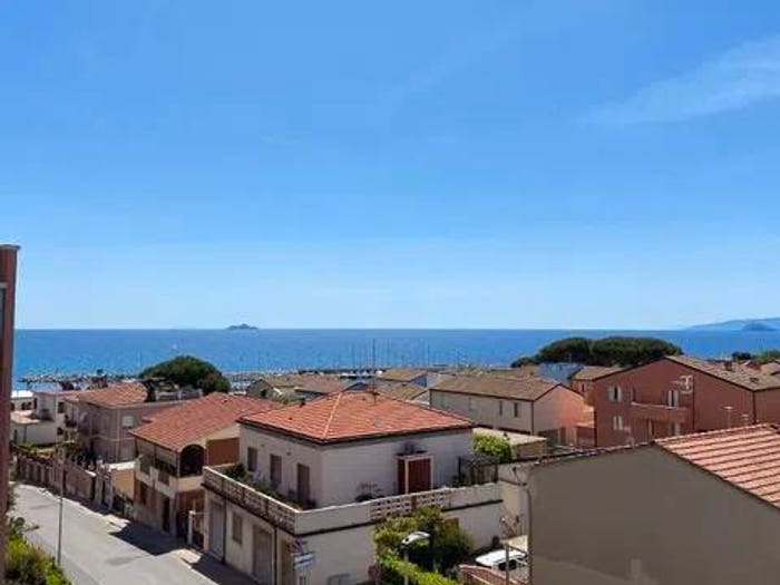 Appartamento con 5 locali in vendita in Via Salivoli No Number, Centro, Piombino