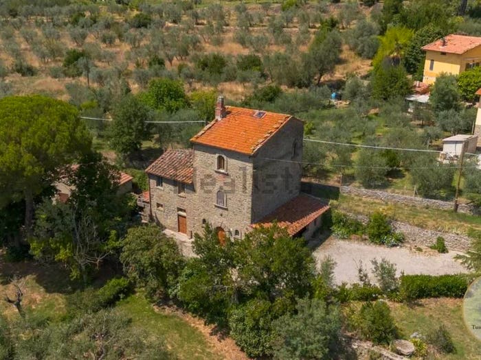 Casa quadrilocale in vendita in Centro, Cortona