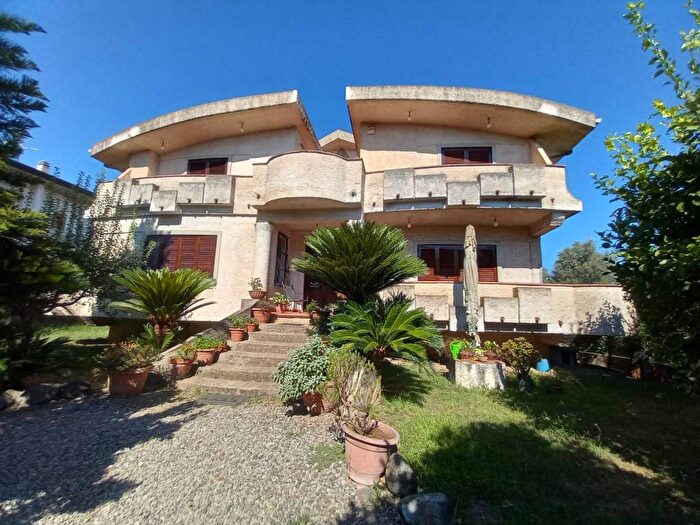 Casa in vendita in Via Rosario Livatino, Centro, Taurianova