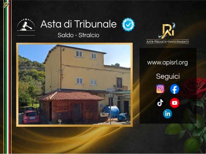 Appartamento con 5 locali in vendita in Via Gergeri, Centro Storico Serra Soprana, Cosenza