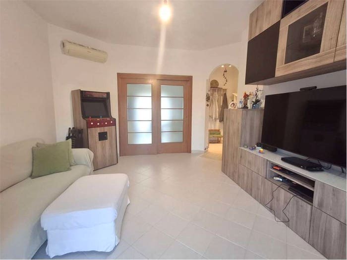 Appartamento trilocale in vendita in Via Puccini, Centro, Locate di Triulzi