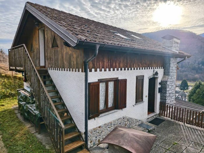 Casa con 6 locali in vendita in piatana snc, Dazio