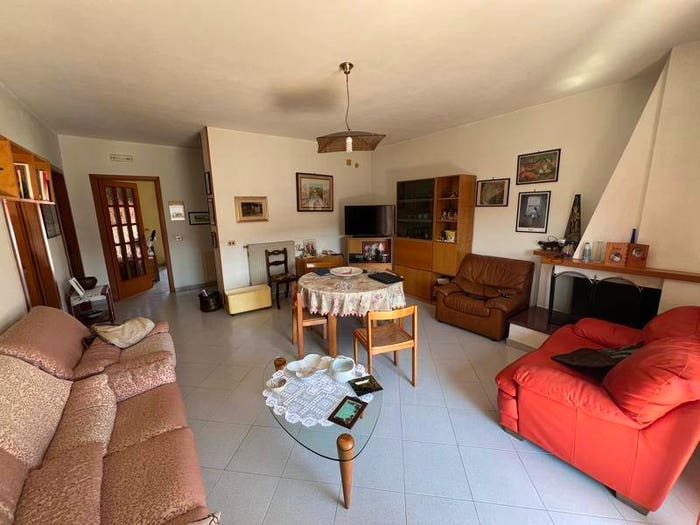 Appartamento quadrilocale in vendita in Viale Lazio, Centro, Agropoli