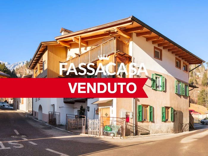 Appartamento quadrilocale in vendita in Strada de San Lazer, Forno, Moena
