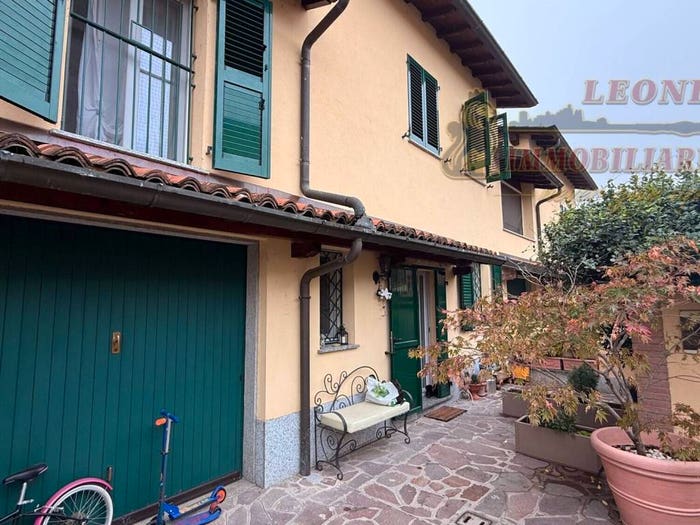 Casa con 5 locali in vendita in Via Trieste, Centro, Zeccone