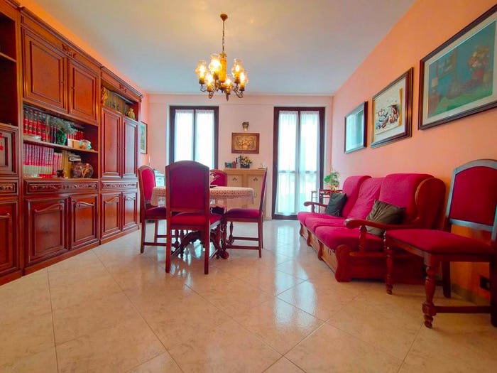 Appartamento con 6 locali in vendita in Via Roma, Centro, Borgaro Torinese