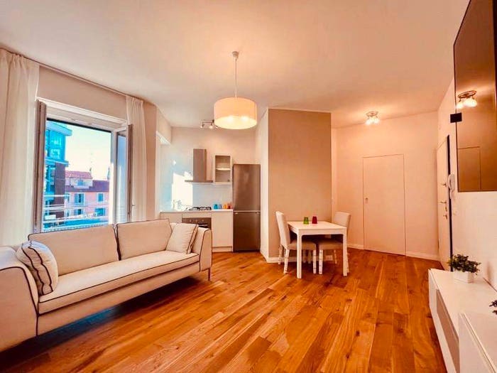 Appartamento bilocale in vendita in Via Cenisio, Cenisio, Milano