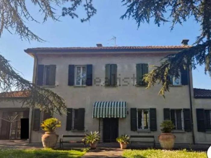 Casa con 6 locali in vendita in Via Ravegnana, Roncalceci Longana, Ravenna