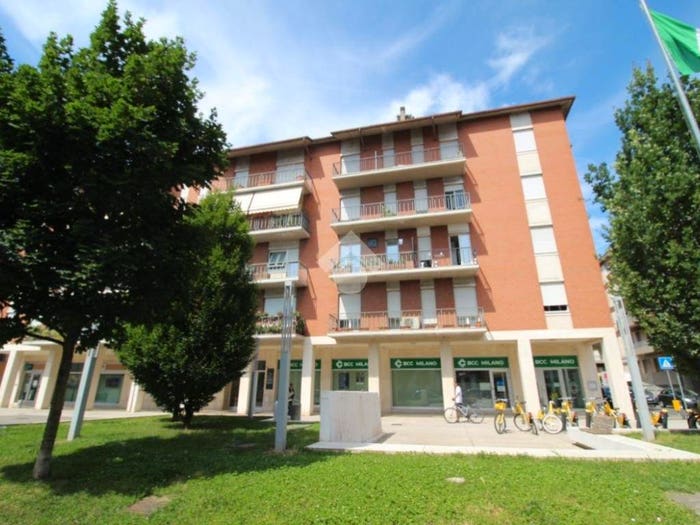 Appartamento trilocale in vendita in Piazzale Risorgimento, Loreto, Bergamo