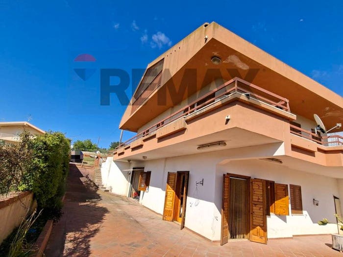 Casa con 6 locali in vendita in Cda Rossa, Chiaramonte Gulfi