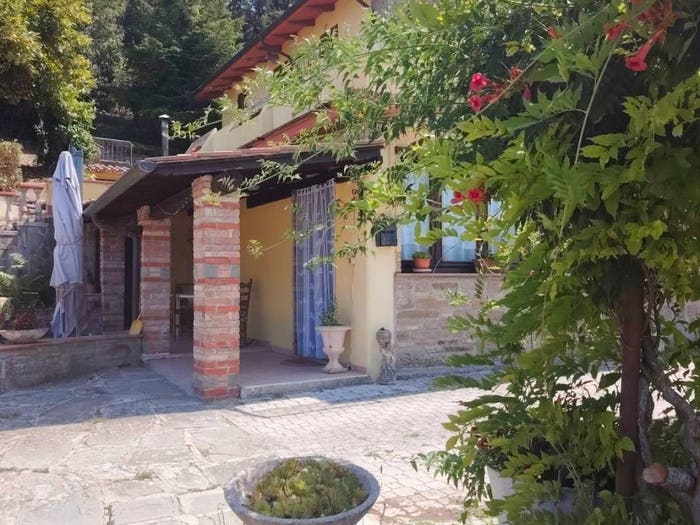 Casa con 5 locali in vendita in Frazione Carpiano, Gubbio