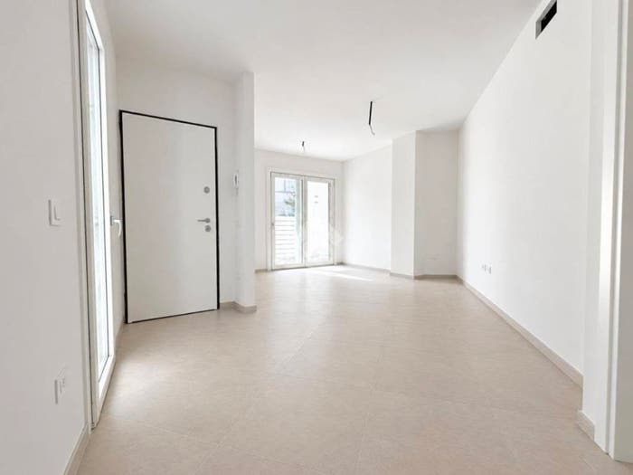 Appartamento trilocale in vendita in Via Guglielmo Marconi, Cattolica